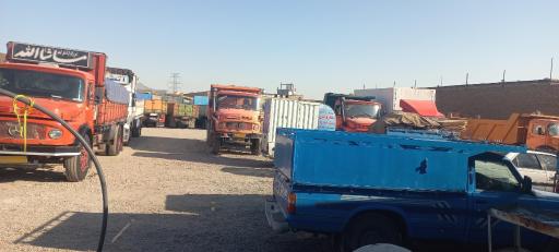 عکس پارکینگ خودروهای سبک وسنگین سیدی