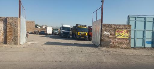 عکس پارکینگ خودروهای سبک وسنگین سیدی