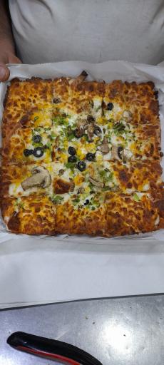 عکس پیتزا بچه تهرون 