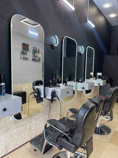 عکس آرایشگاه آرتیست