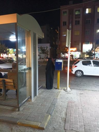 عکس ایستگاه اتوبوس چهارراه جانباز