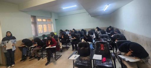 عکس آموزشگاه هم قلم