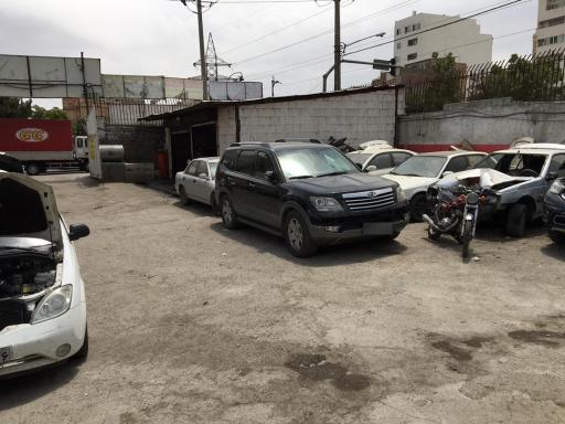 عکس تعمیرگاه ایران چین