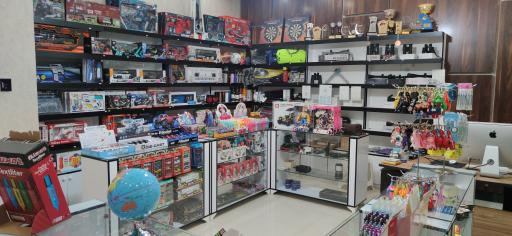 عکس فروشگاه خانه سرگرمی