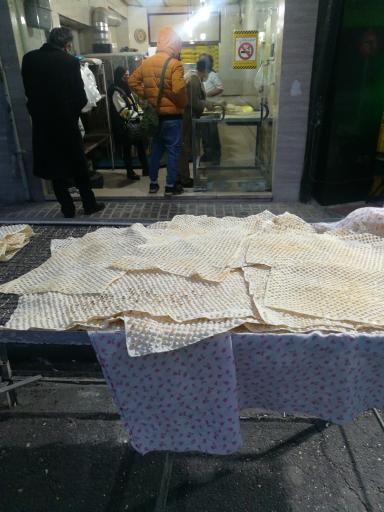 عکس نانوایی لواش ماشینی ولی عصر