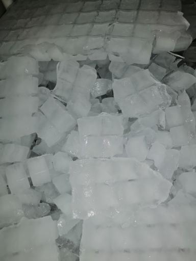 عکس یخ فروشی ایران