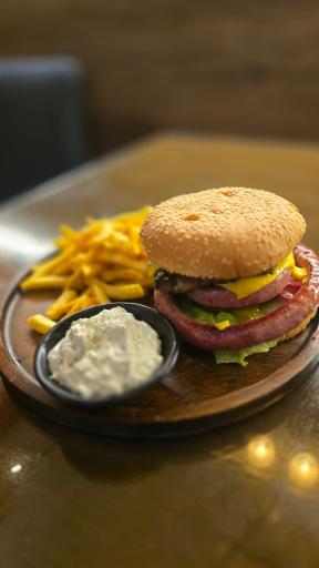 عکس رستوران ایتالیایی دایان