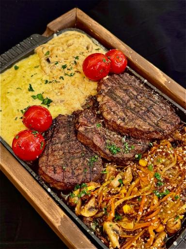 عکس رستوران ایتالیایی دایان