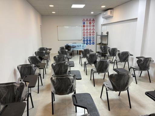 عکس آموزشگاه رانندگی آرتین