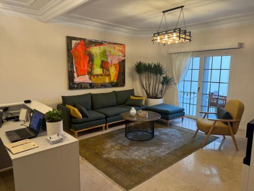 عکس کلینیک روانشناسی ماهانا