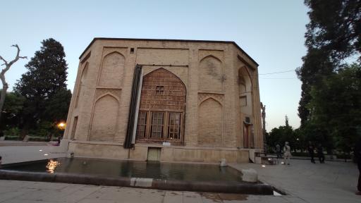 عمارت کوشک