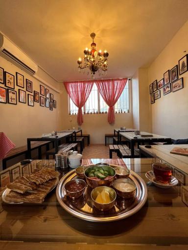 عکس کافه اسکولی نبات