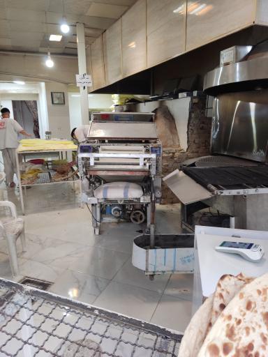 نانوایی لواش سنتي
