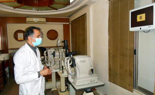 عکس بینایی سنجی و عینک سازی دکتر رحیمی