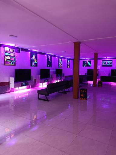 عکس گیم نت بزرگ ماتریکس