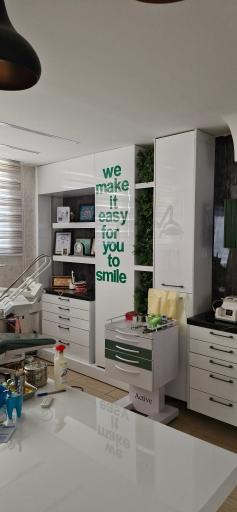 عکس دندانپزشکی دکتر روح اله میراحمدی