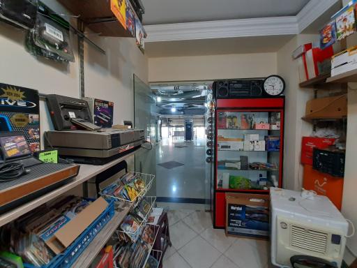 عکس مرکز خرید اطلس