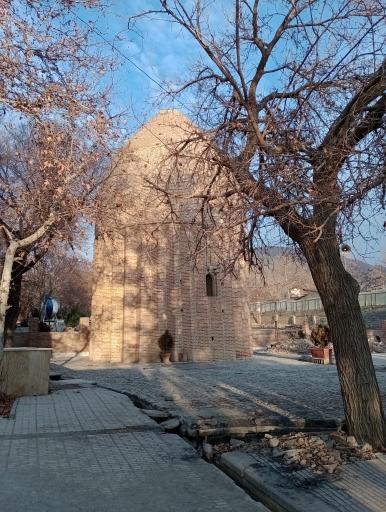 عکس امامزاده شاهزاده حسین شاهزاده (ع)