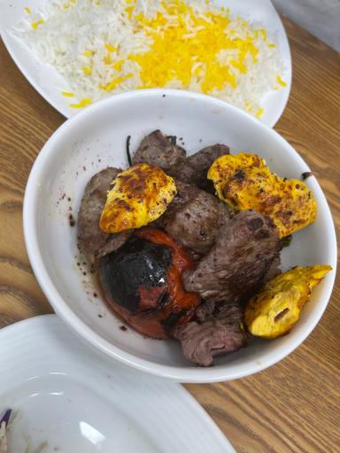 عکس رستوران بختیار اردبیل