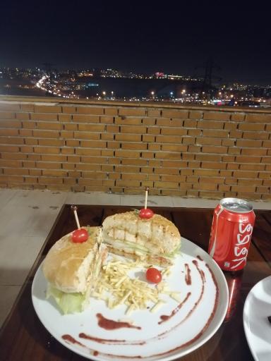 عکس رستوران اسپانیایی باداس قصر چینی