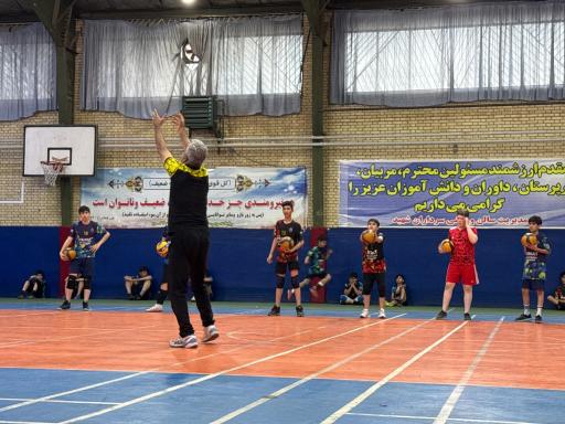 عکس باشگاه والیبال همت البرز شعبه ی مهرشهر