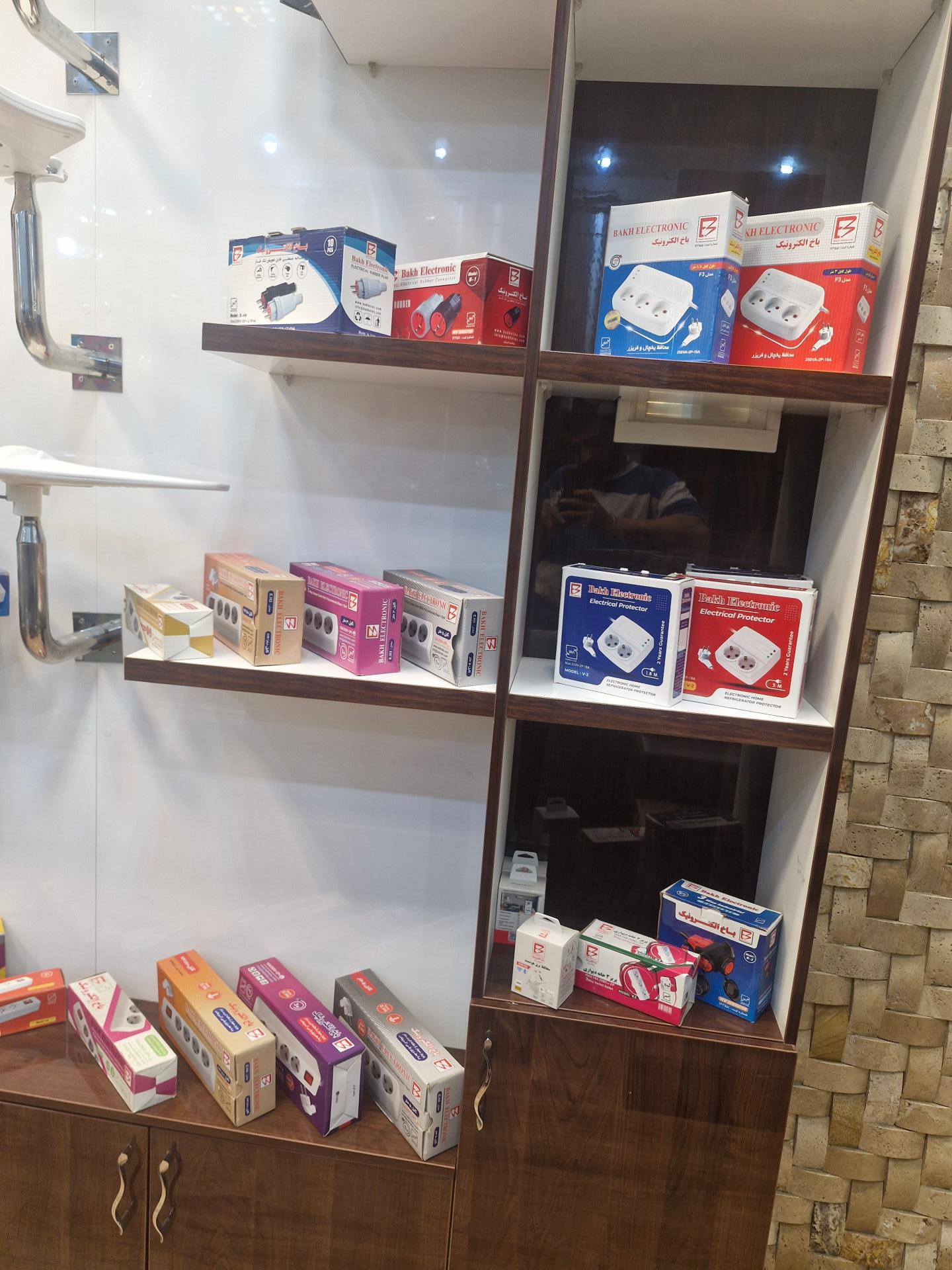 عکس باخ الکترونیک