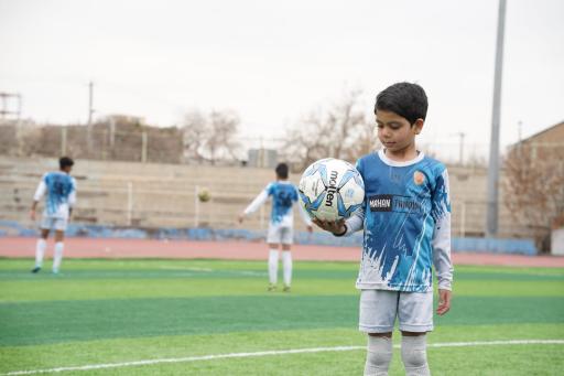 عکس باشگاه و مدرسه فوتبال ماهان تندیس