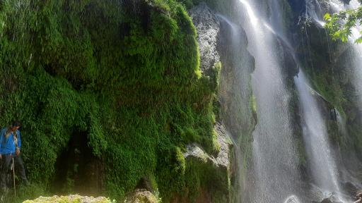 عکس آبشار زردلیمه