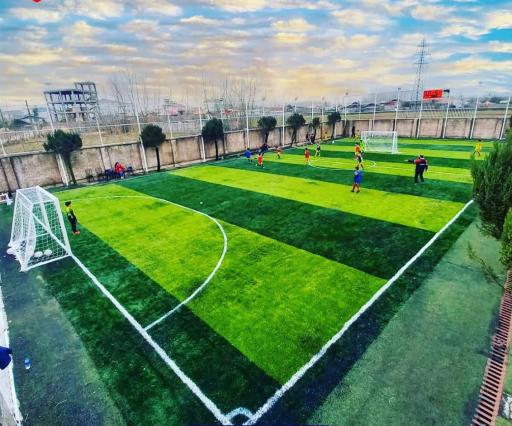 عکس چمن مصنوعی فوتبال پهلوان تقی خواه 