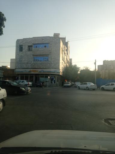 عکس بانک تجارت