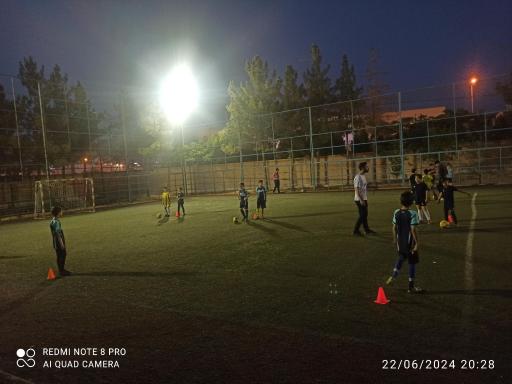 عکس زمین چمن سمپاد