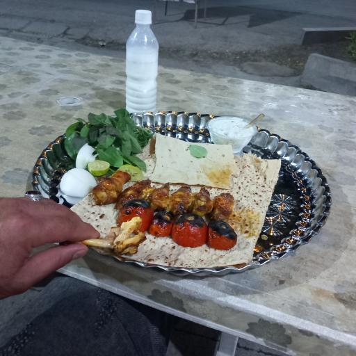 عکس کبابی دایی رضا 