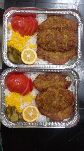 عکس تهیه غذای لیمو