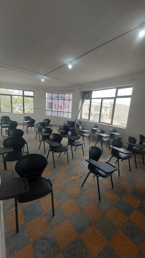 عکس آموزشگاه تعلیم رانندگی زیرک