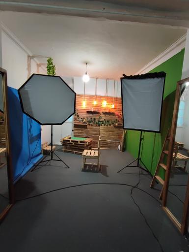 عکس مجموعه هنری چیلیک مدیا