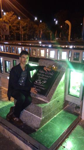 عکس آرامگاه شهید سرلشکر خلبان عباس بابایی