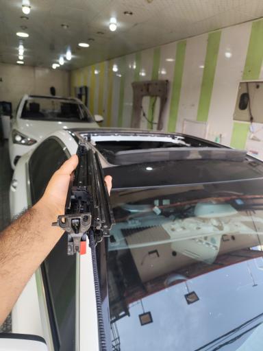 عکس تعمیرات سانروف جهان سانروف 