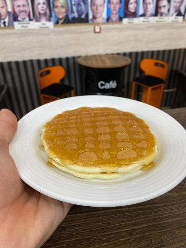 کافه بهار نارنج 