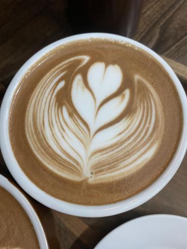 کافه بهار نارنج 