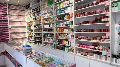 عکس لوازم آرایشی تیراژه گالری