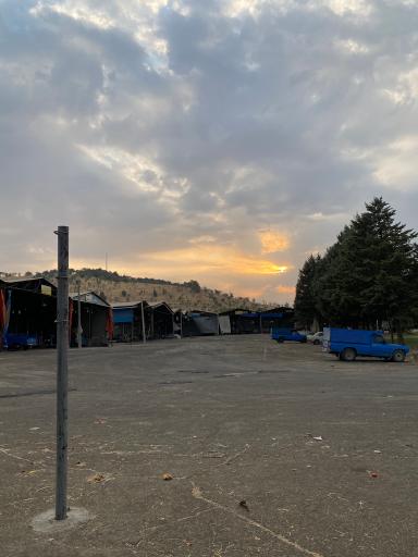 عکس بارفروشی حاج عبدالله کاظمی