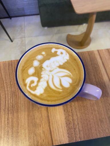 عکس کافه بهار نارنج 