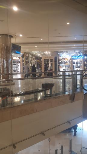 عکس مرکز خرید آلتون