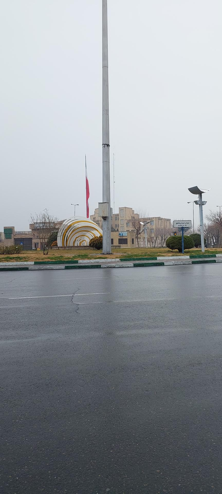 عکس میدان شهدای شاملو