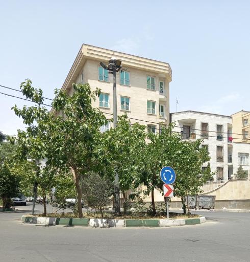 عکس میدان یاسمن