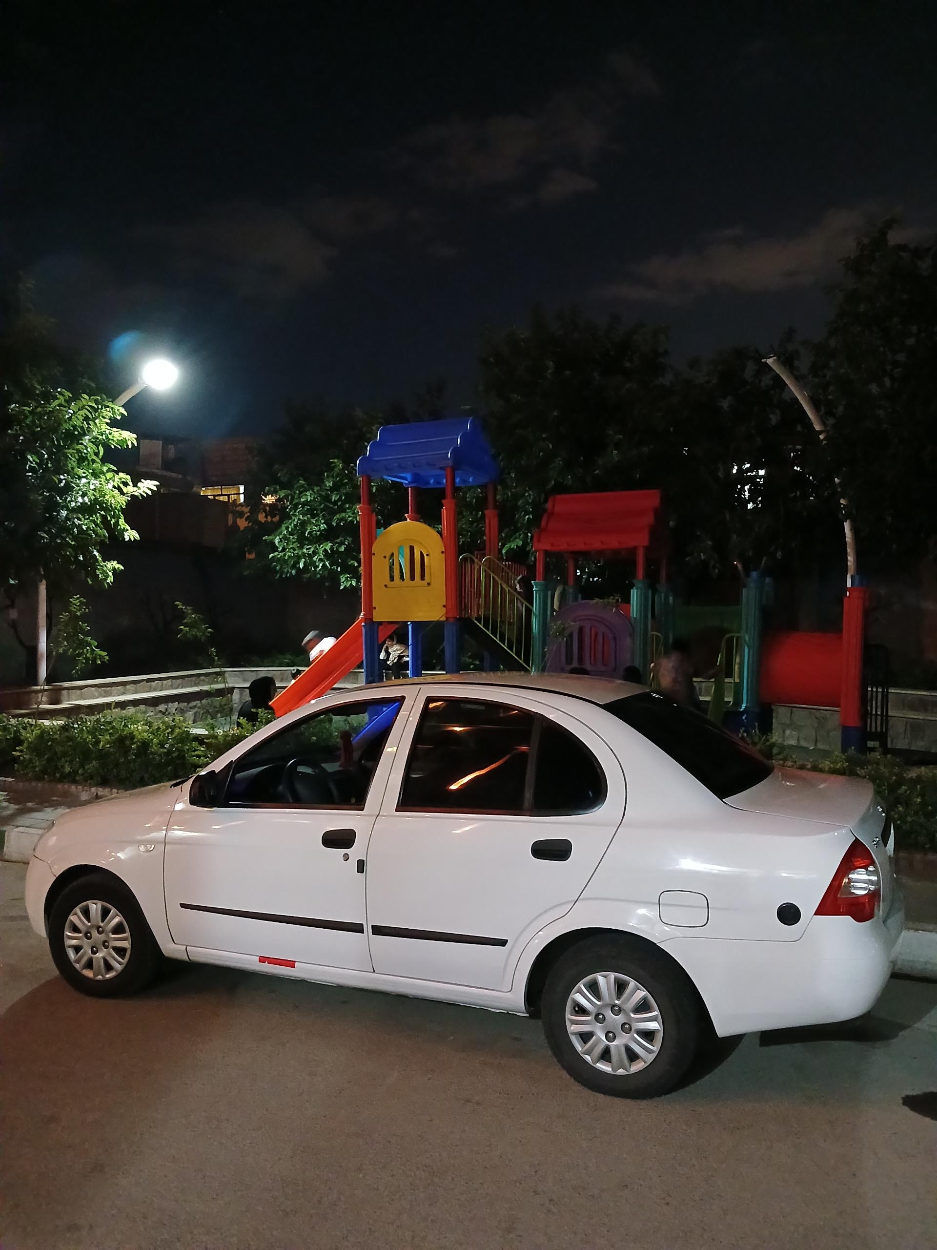 عکس زمین بازی کودکان