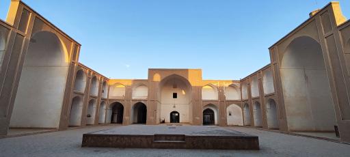 عکس مسجد جامع ابرکوه