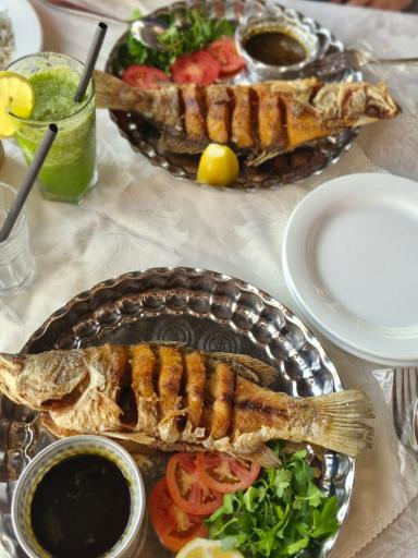 عکس رستوران میر مهنا