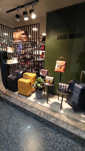 عکس فروشگاه رزماری