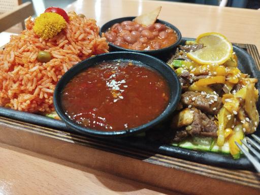 عکس کافه رستوران بلاویتا